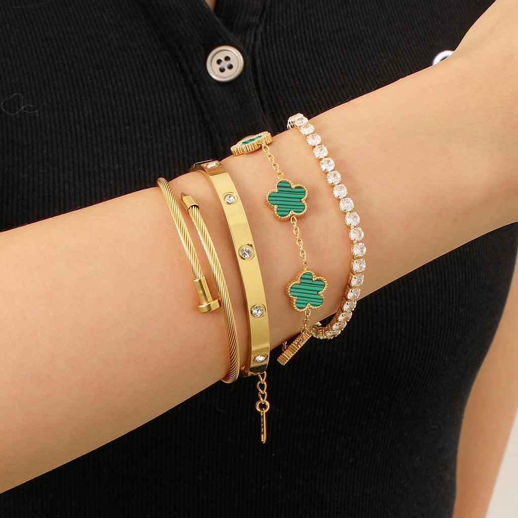 18K Gold Plated Womens Stackable Floral Bracelets Set,Twisted Cable Bangle,Trendy Jewelry,Waterproof adjustable bracelet,Christmas Birthday Gifts for Girlfriend or Mother.