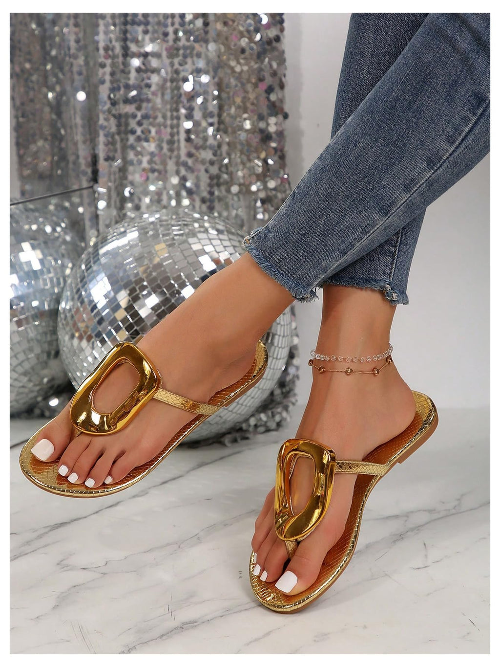 OYOANGLE Women's Metal Decor Flip Flop Thong Sandals Comfortable Slip on Flat Sandals
