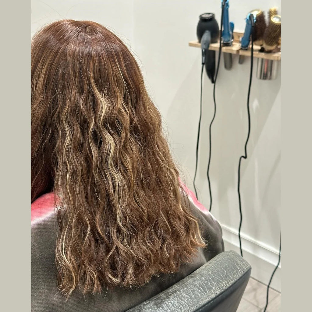 Luxury Synthetic Lace Wigs  Blonde Brown Highlight Wig Deep Curly Wavy  Natural Density Wig not easy drop out  For Women