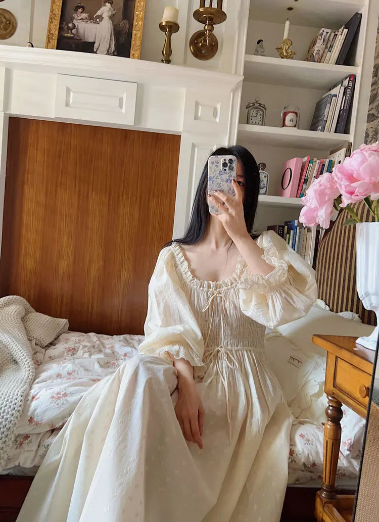 Women 100% Cotton Nightdress Embroidery French Beautiful Sleepwear Sweet Palace Retro Princess Vintage Nightgown Morning Robe