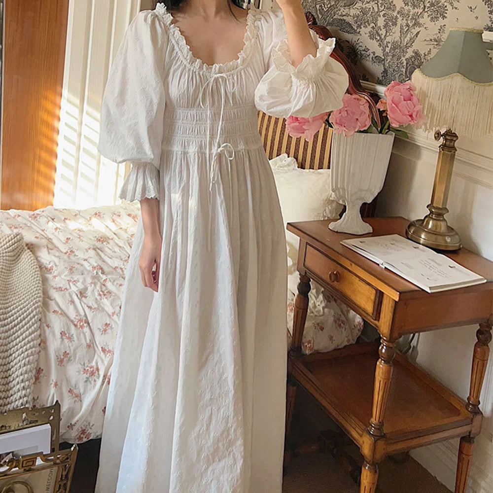 Women 100% Cotton Nightdress Embroidery French Beautiful Sleepwear Sweet Palace Retro Princess Vintage Nightgown Morning Robe
