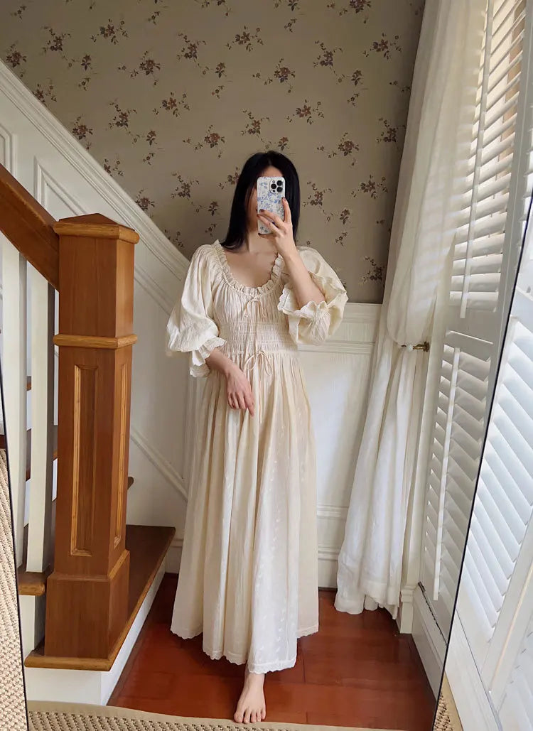 Women 100% Cotton Nightdress Embroidery French Beautiful Sleepwear Sweet Palace Retro Princess Vintage Nightgown Morning Robe