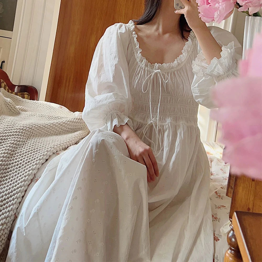 Women 100% Cotton Nightdress Embroidery French Beautiful Sleepwear Sweet Palace Retro Princess Vintage Nightgown Morning Robe