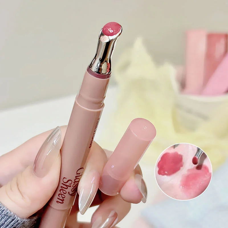 Pinkyfocus Lip Gloss Is Moisturizing, Natural, Easy to Apply, Has a Water-Gloss Finish, Does Not Stick to the Cup, Does Not Show Lip Lines, Is Non-Sticky, Enhances Lip Volume, Brightens the Complexion, High-End Versatile Kore