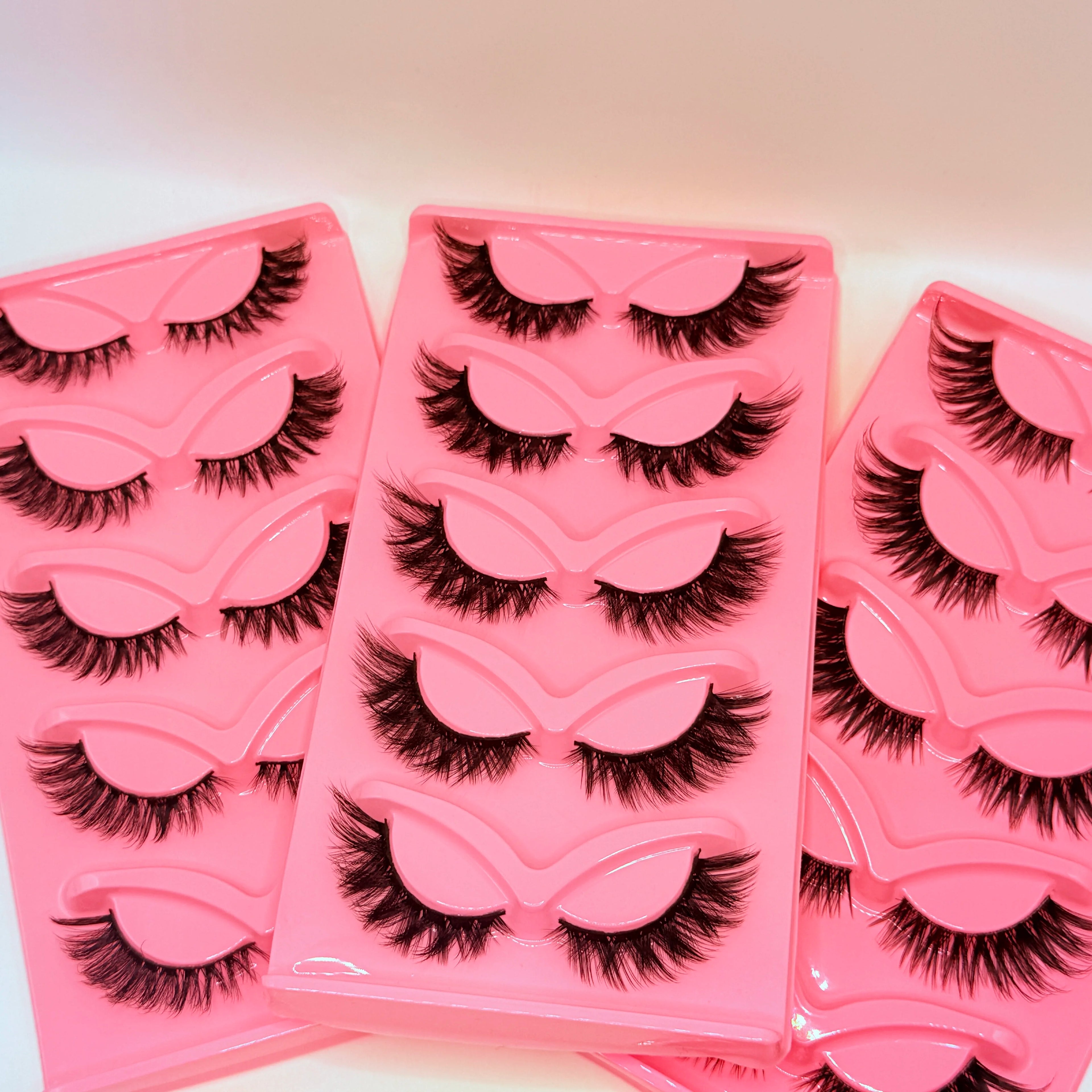 Hot Selling Makeup 5 Pairs Cat Eye Lashes Faux False Eyelashes Dramatic Volume Strip Lashes