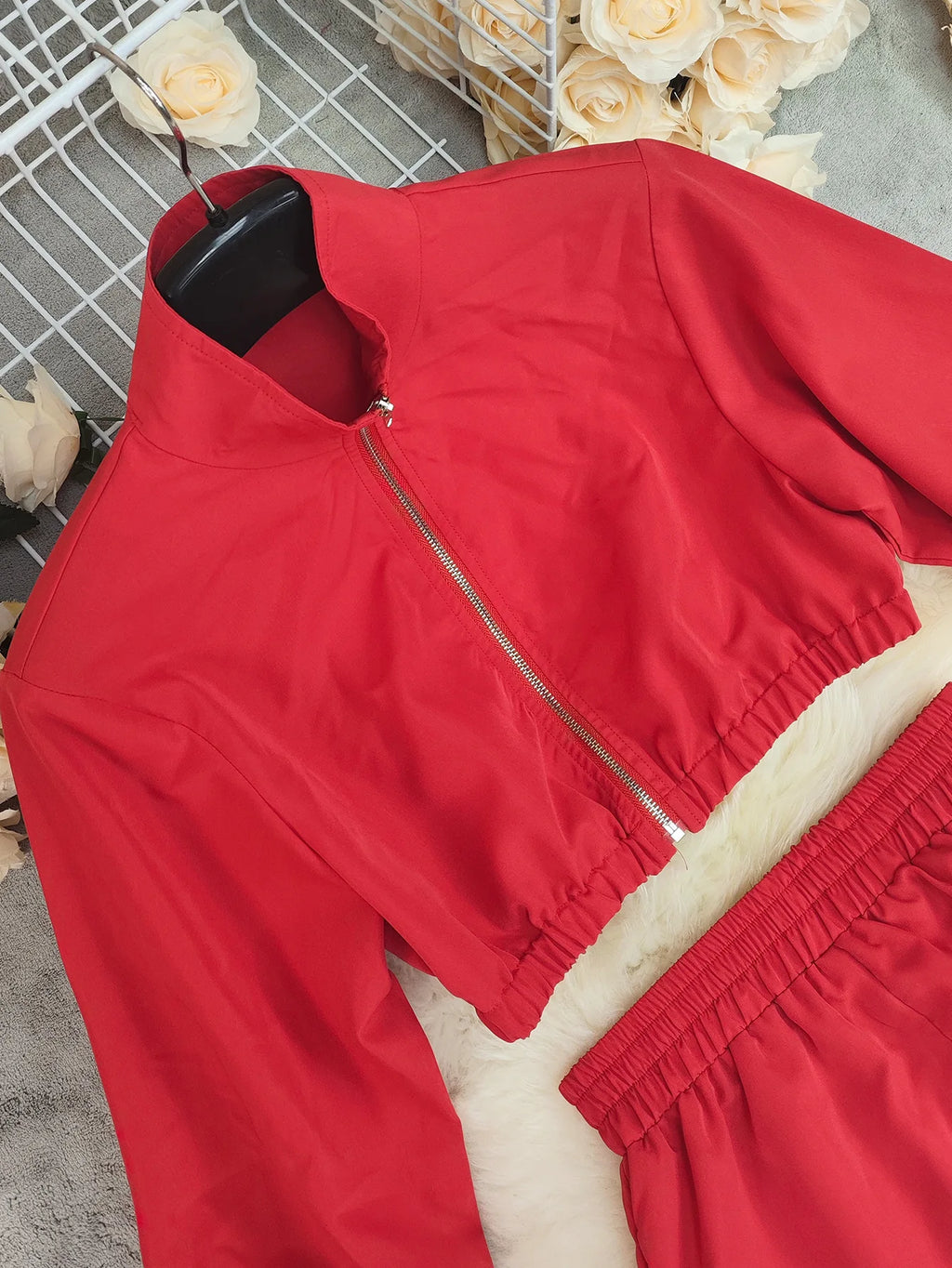 Women's Red 2 Piece Set Zip Up Long Sleeve Crop Top and High Waist Shorts Casual Summer Outfit Matching Set Streetwear Fashion