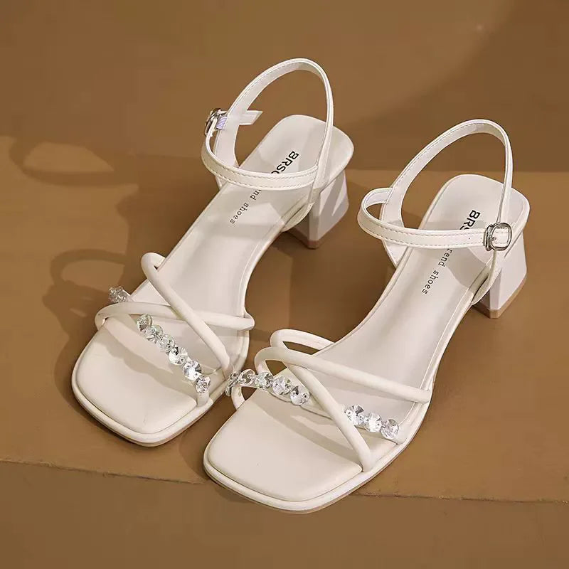 Women's versatile summer European style strappy sandals, comfortable fashion silver soft sole new chunky heel high heels