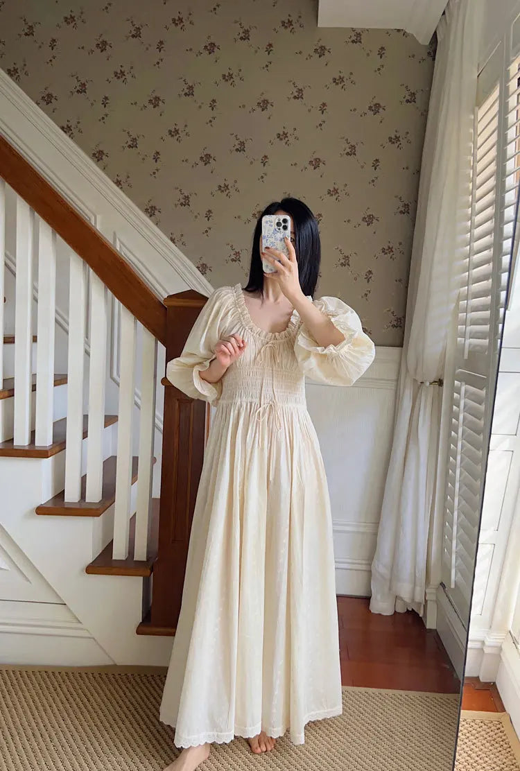 Women 100% Cotton Nightdress Embroidery French Beautiful Sleepwear Sweet Palace Retro Princess Vintage Nightgown Morning Robe