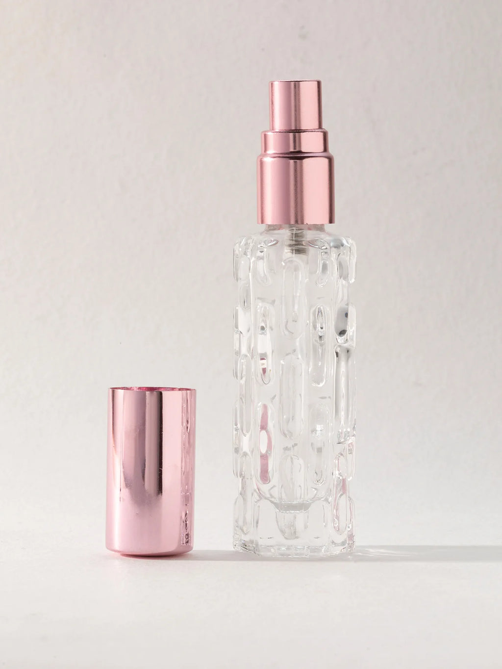 4pcs 10ml Mini Perfume Spray Bottles Portable Travel Liquid Perfume Containe Atomizer Deliver Travel Refillable Bottles