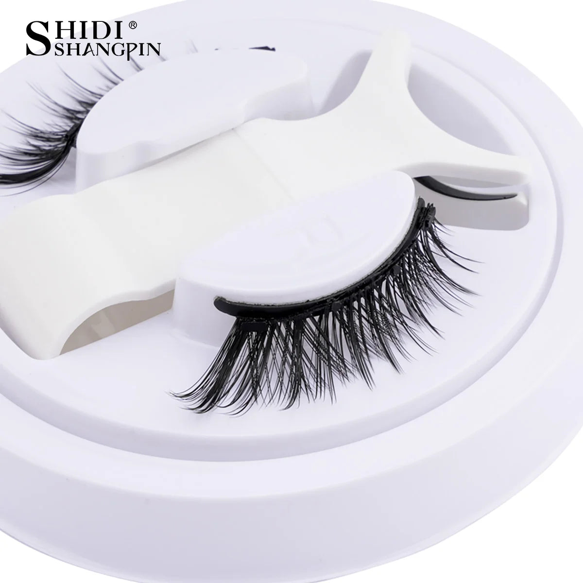 1 Pair Magnetic Lashes For Eye With Winged Ends Soft Reusable Magnetic Eyelashes Natural Look 3D False Lashes Makeup With Tool