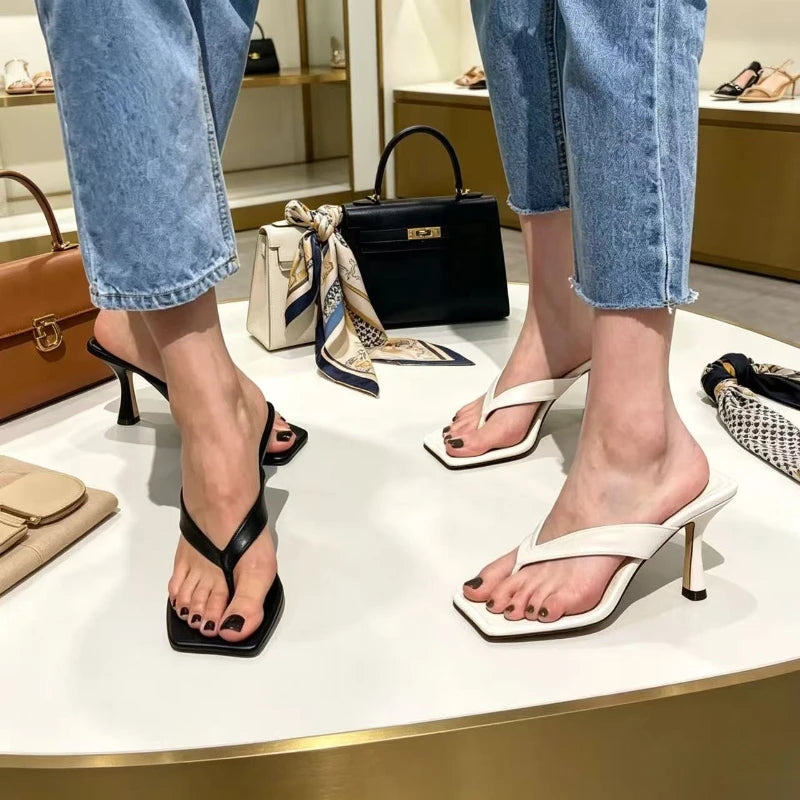 2026 Summer New Square-Toe Mid-Heel Sandals Fashion Toe-Separator Stiletto French Niche High-end Cat Sandals for Women Outdoor