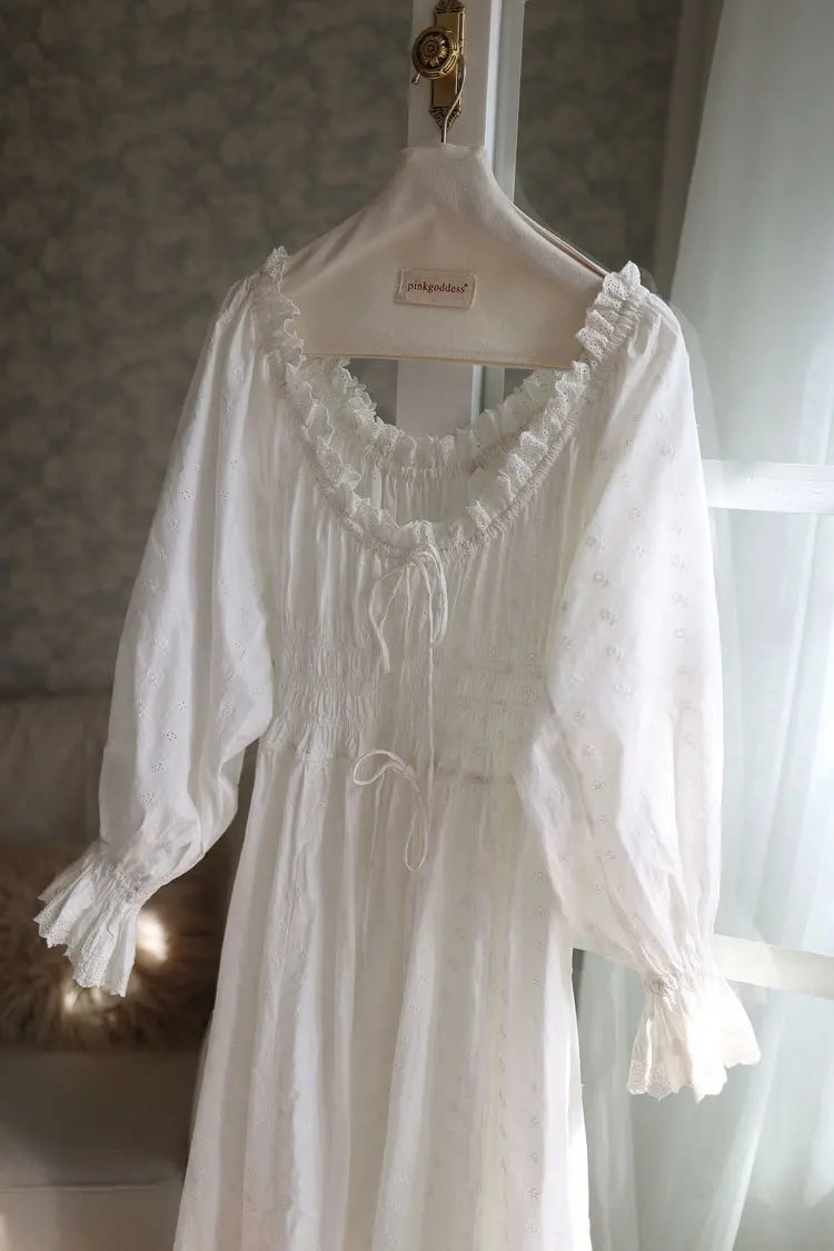 Women 100% Cotton Nightdress Embroidery French Beautiful Sleepwear Sweet Palace Retro Princess Vintage Nightgown Morning Robe