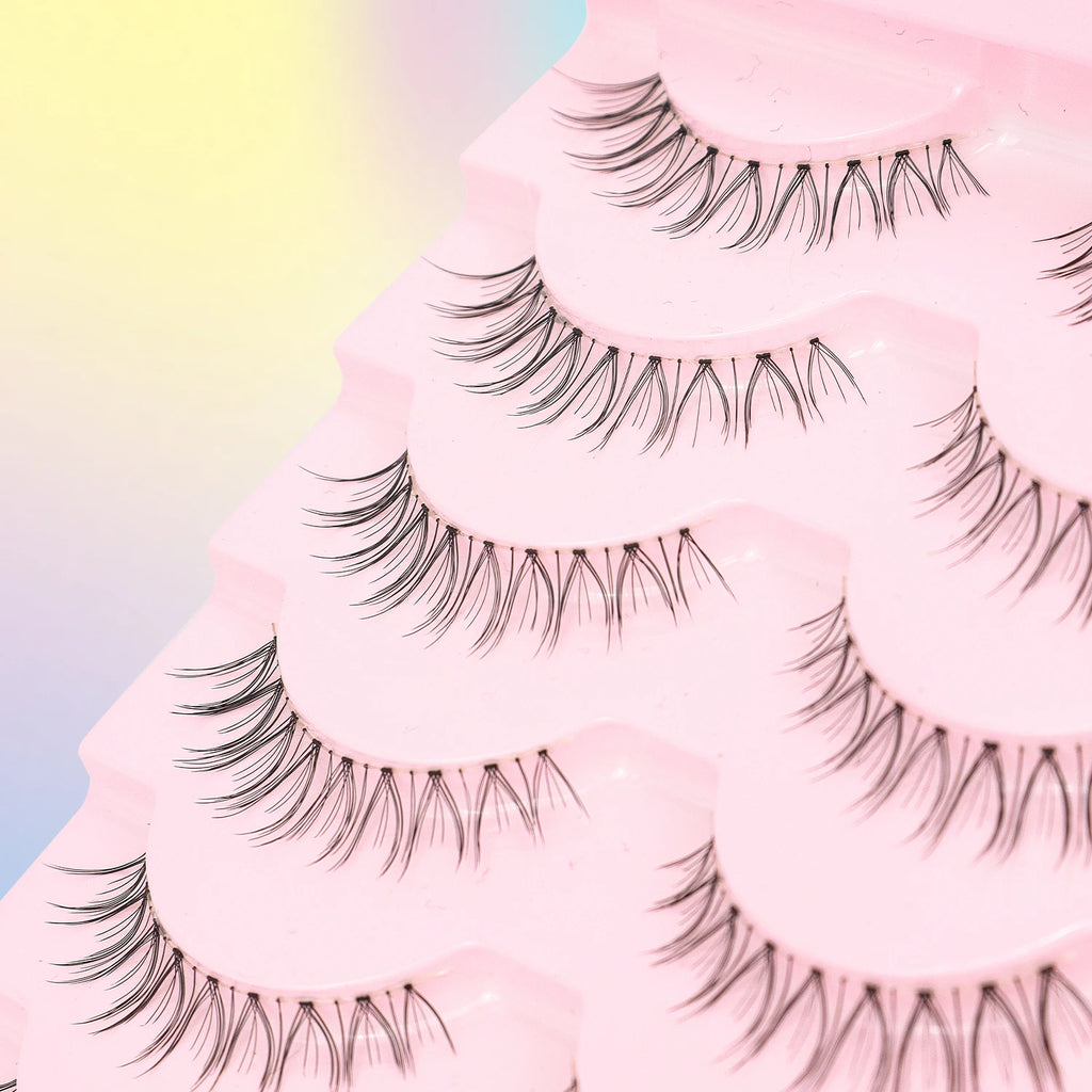 14 Pairs of Natural False Eyelashes in U-shaped Female Group Design with Transparent Band Design and Korean Cartoon Eyes and Han