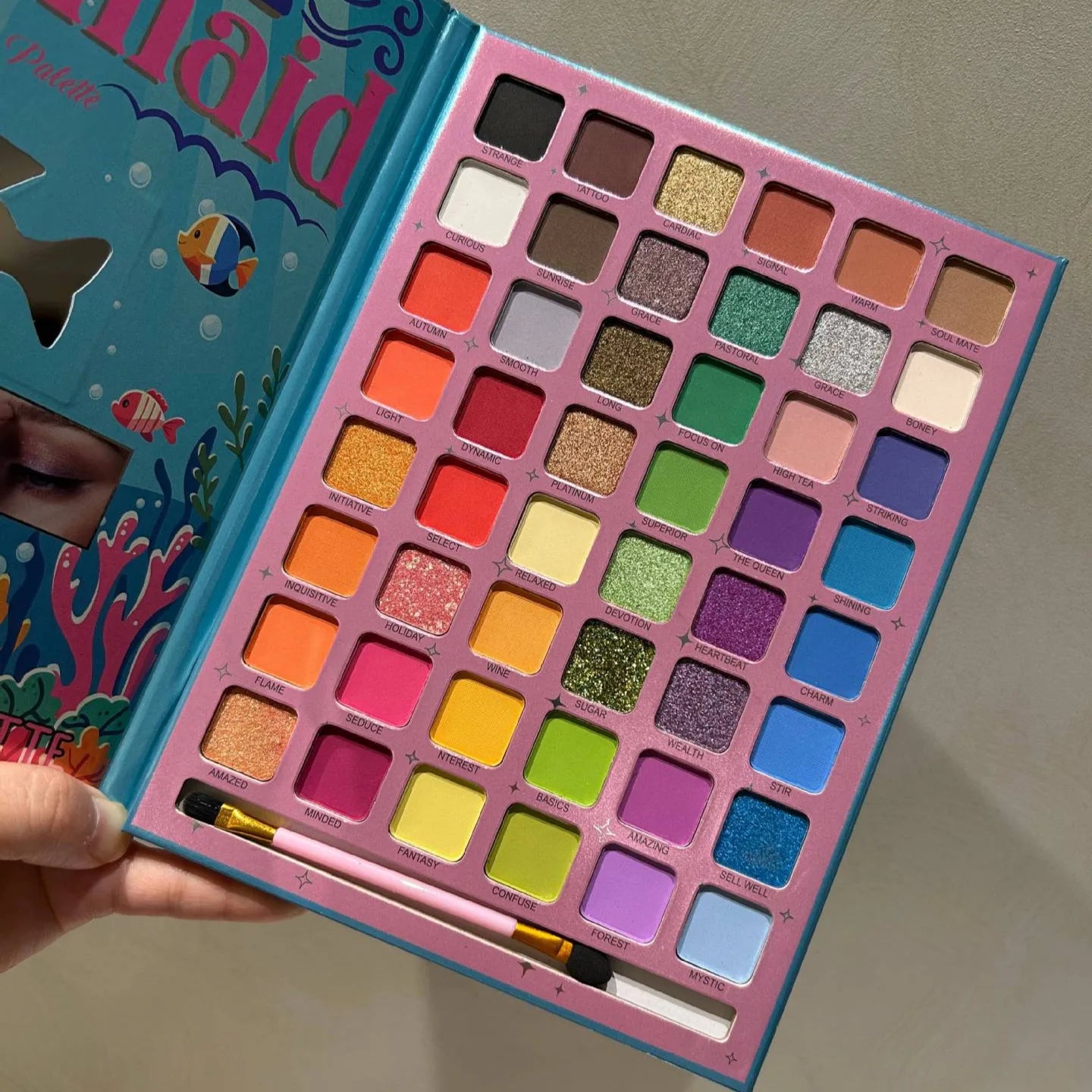 48 Color Eyeshadow Palette with Matte & Shimmer Shades, Includes Dual-Ended Blending Brushes, Long Lasting Pigmented Eye Makeup