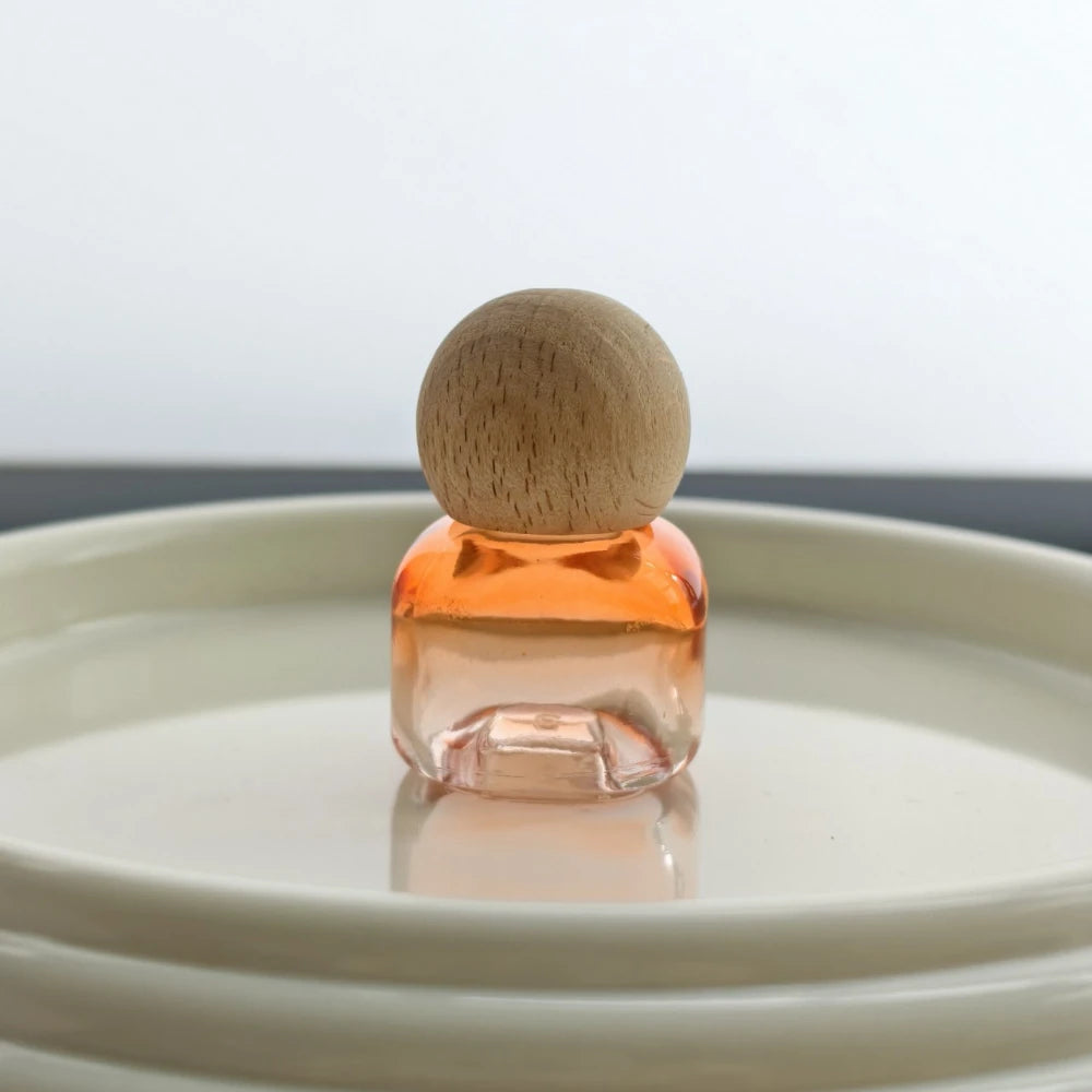 Essential Oil Glass Bottle Reusable Refillable Liquid Container Travel Size Roller Bottle Colorful Perfume Roller Ball Bottle
