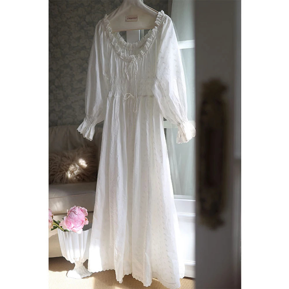 Women 100% Cotton Nightdress Embroidery French Beautiful Sleepwear Sweet Palace Retro Princess Vintage Nightgown Morning Robe