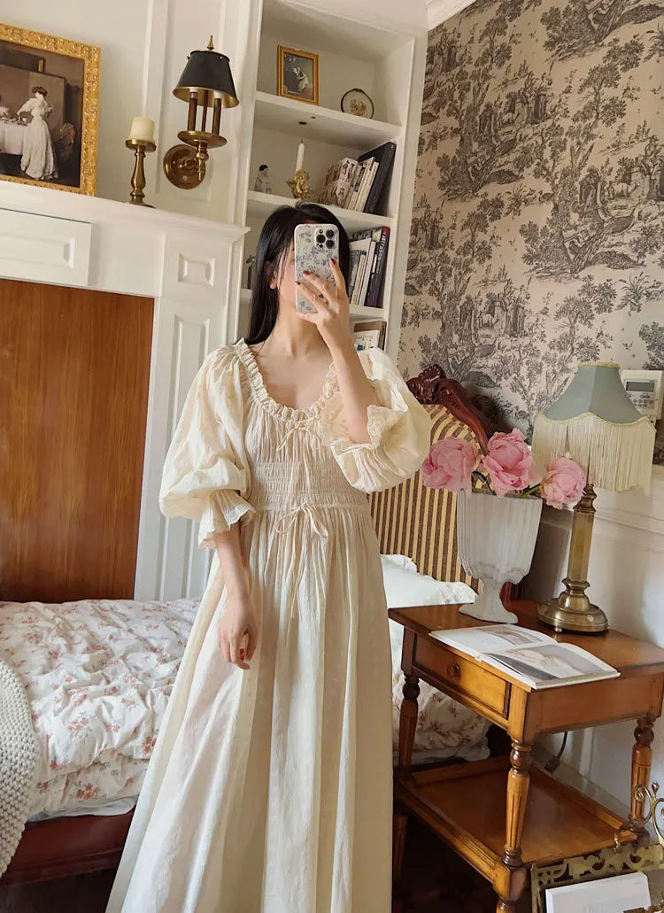 Women 100% Cotton Nightdress Embroidery French Beautiful Sleepwear Sweet Palace Retro Princess Vintage Nightgown Morning Robe