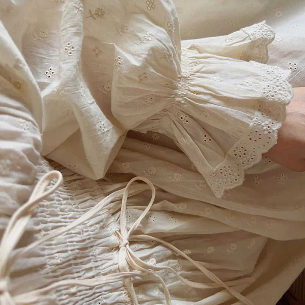 Women 100% Cotton Nightdress Embroidery French Beautiful Sleepwear Sweet Palace Retro Princess Vintage Nightgown Morning Robe